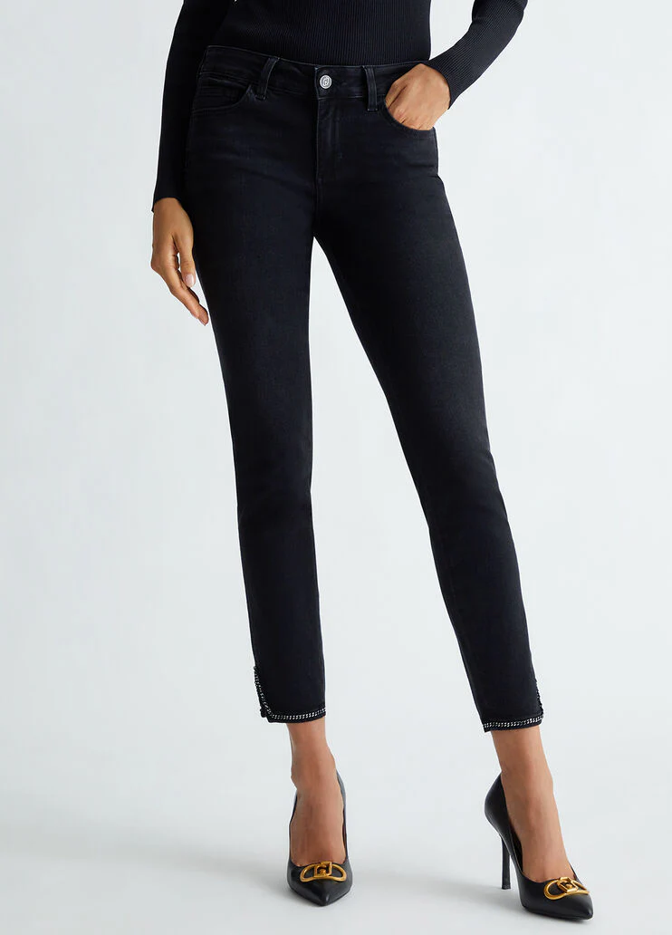 Straight bottom up jeans