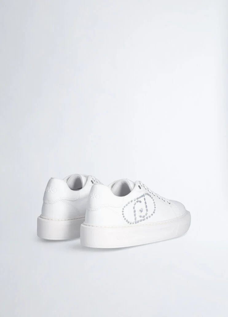 Sneakers with jewel logo