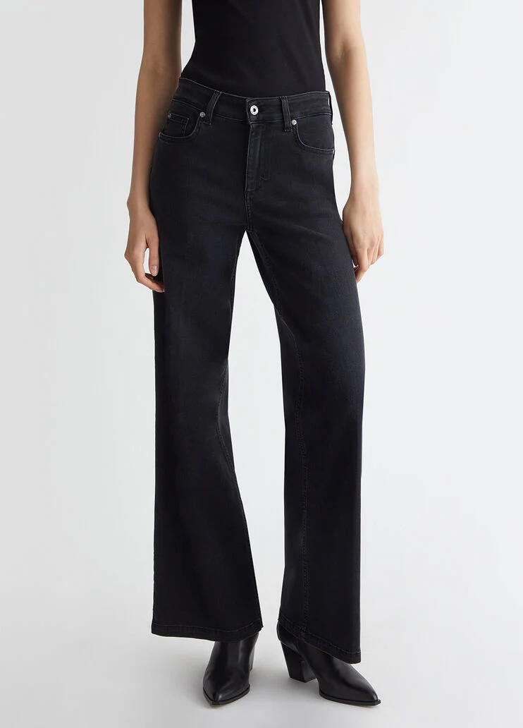 High-rise flared jeans