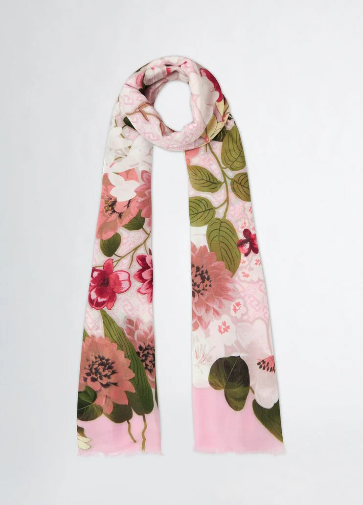 Shawl with floral print