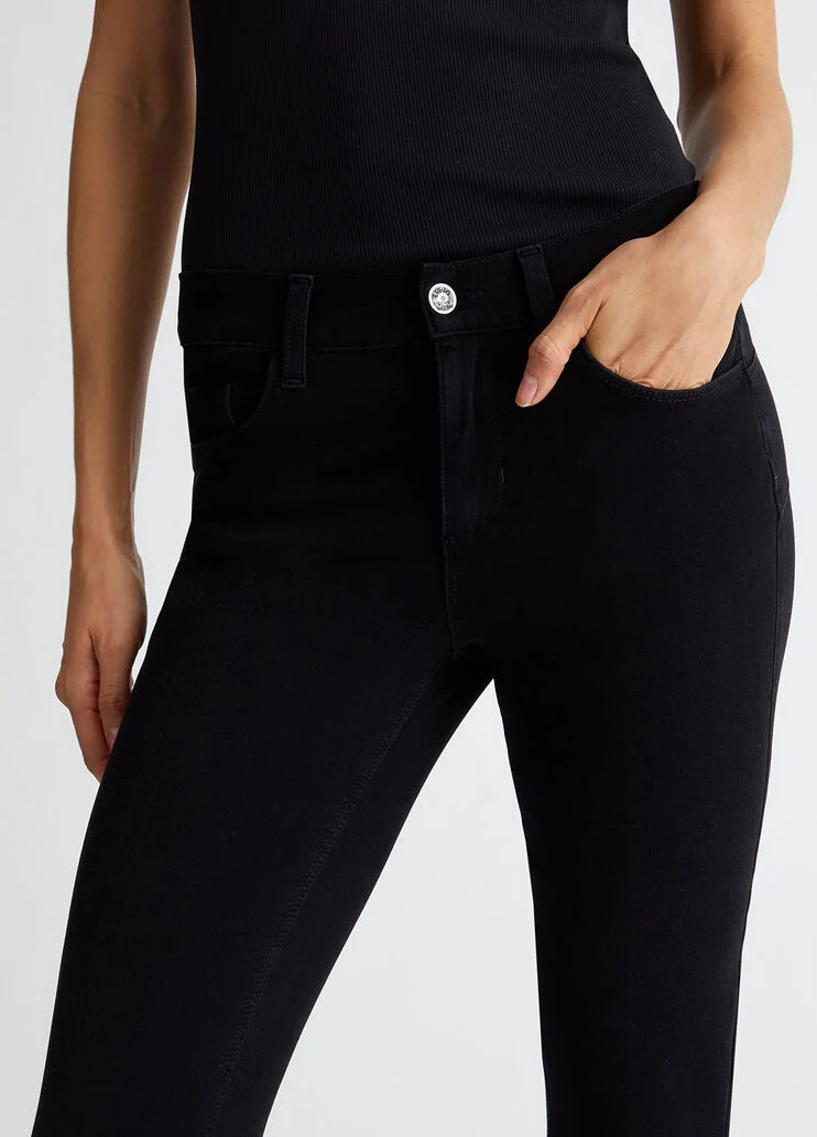 Cropped bootcut jeans