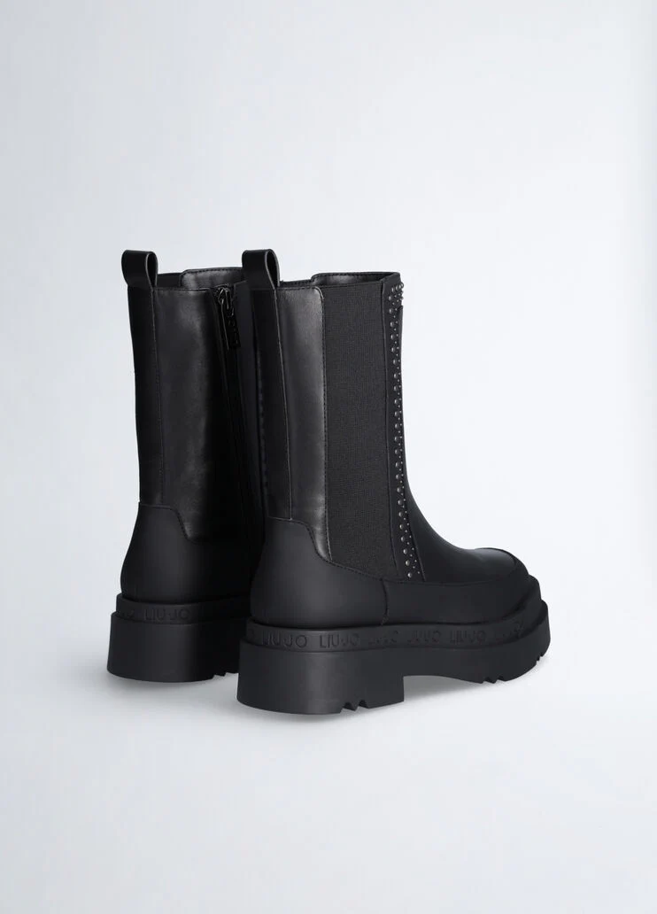 Black ankle boots in leather