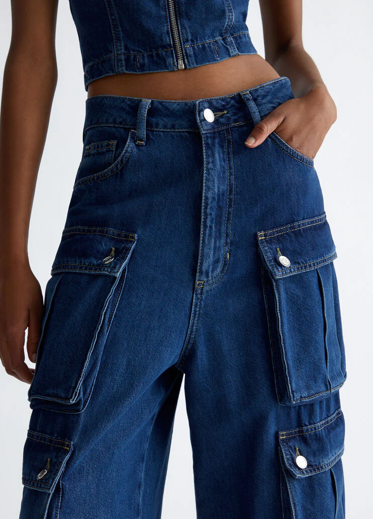 Stretch cotton cargo jeans