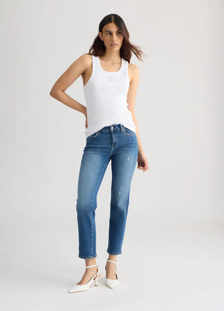 Slim jeans with gemstones