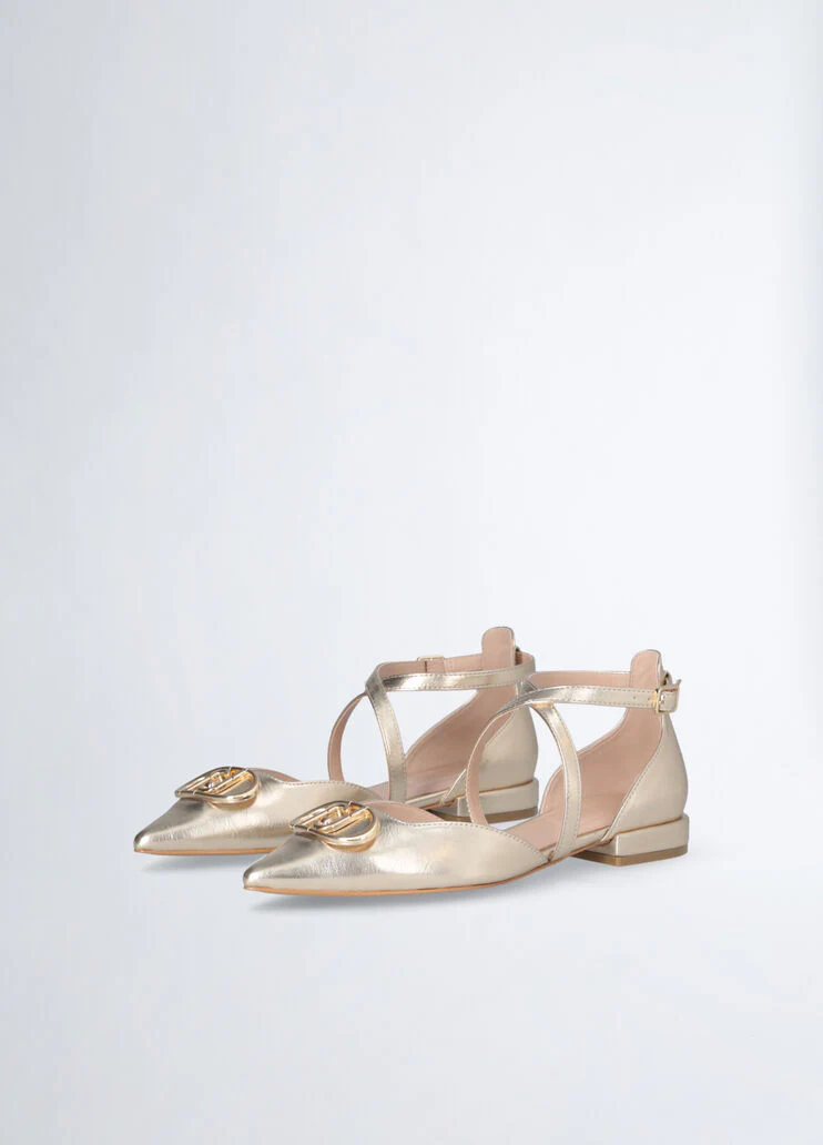 Ballet flats with maxi-logo