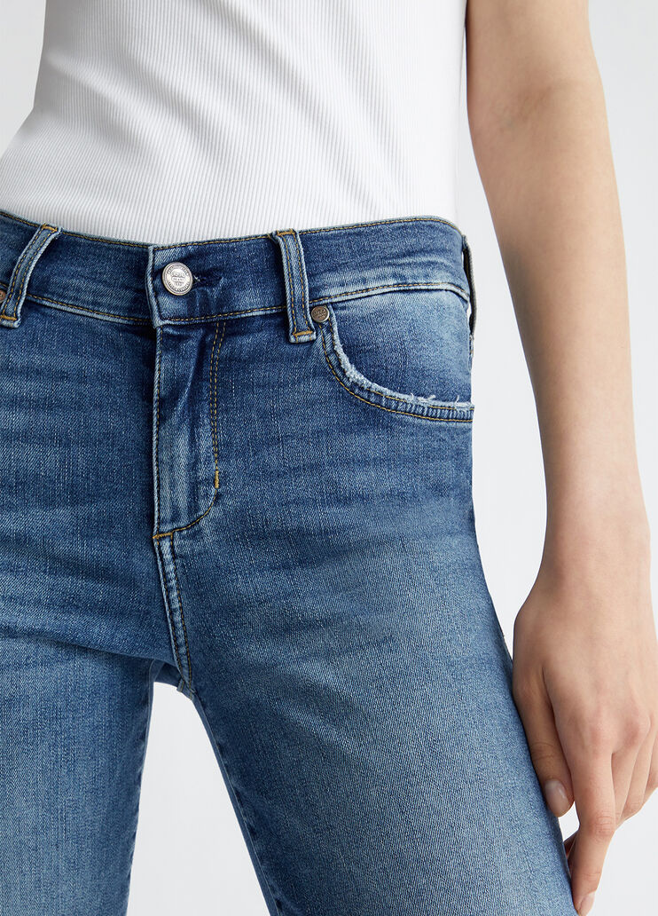 Stretch slim-fit jeans