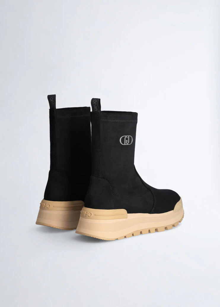 Black ankle boots with logo