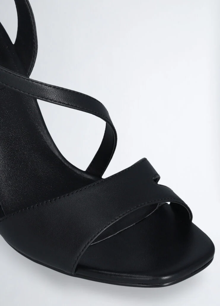 Sandals with branded heel