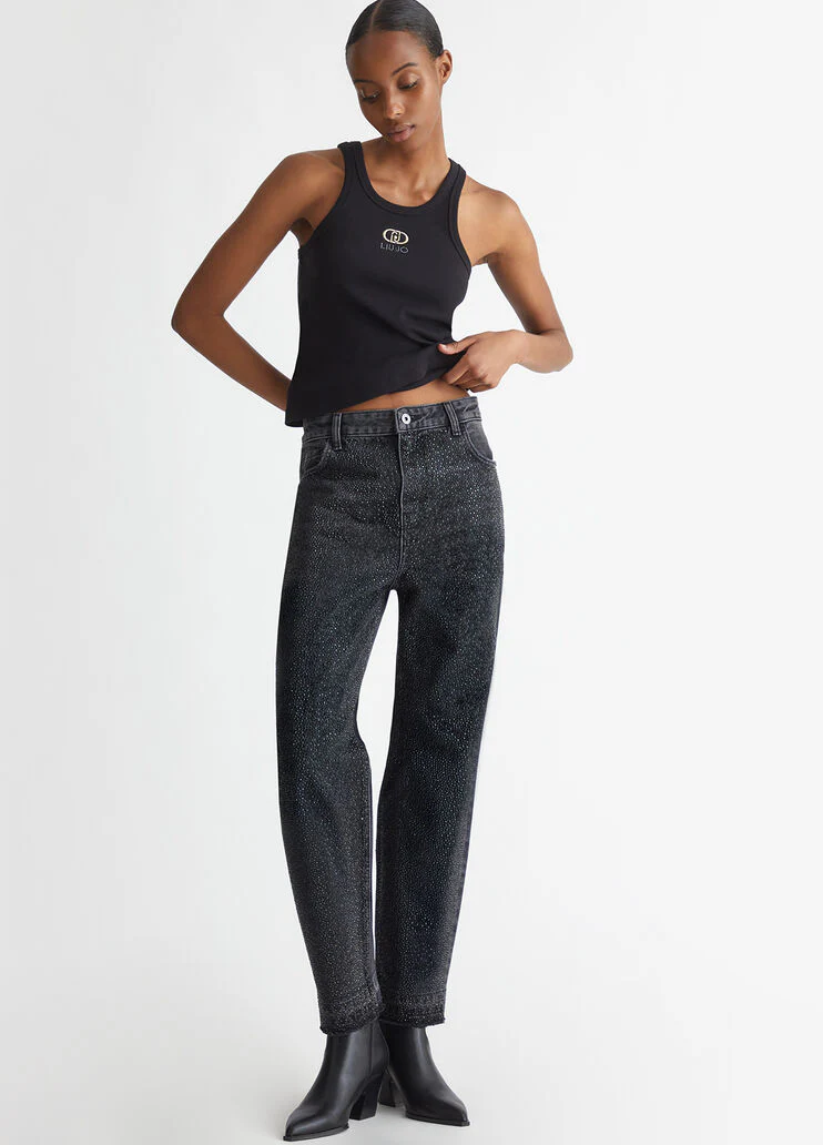 Straight-leg jeans with rhinestones