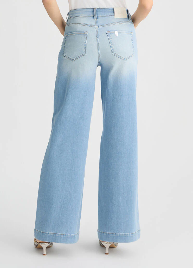 Flared jeans with studs