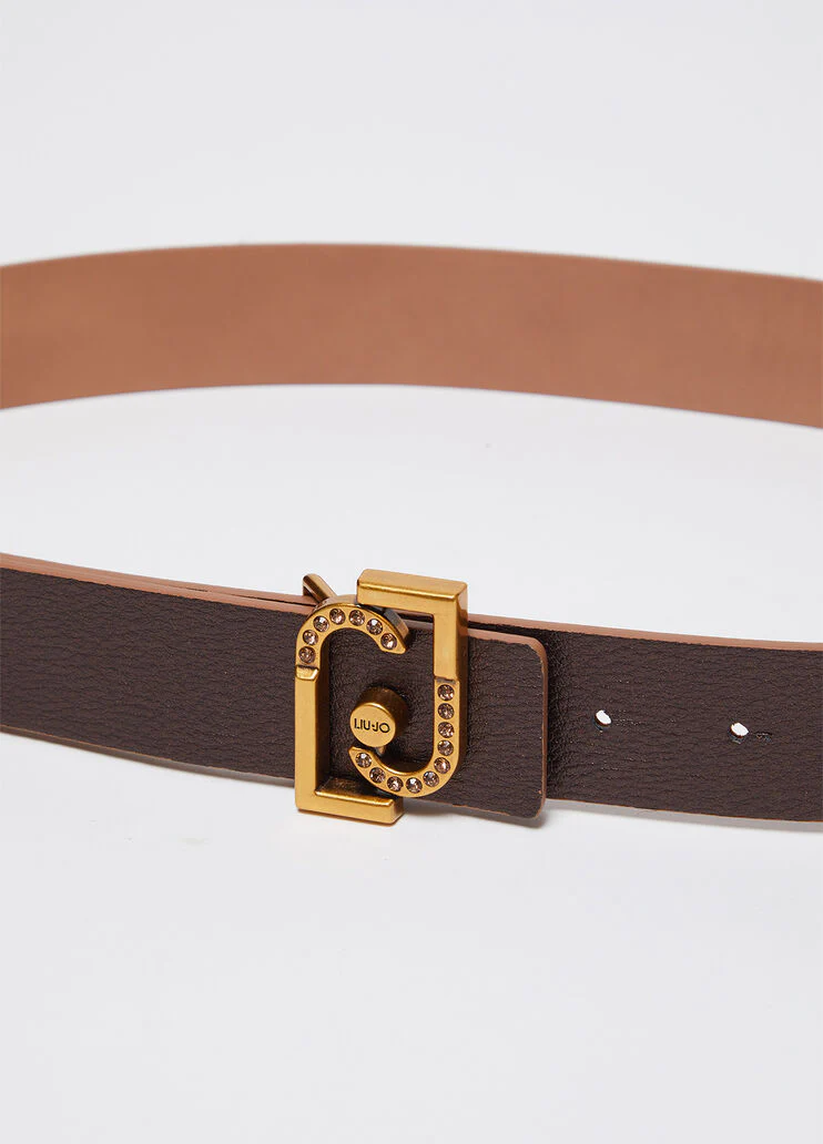 Reversible belt with logo buckle