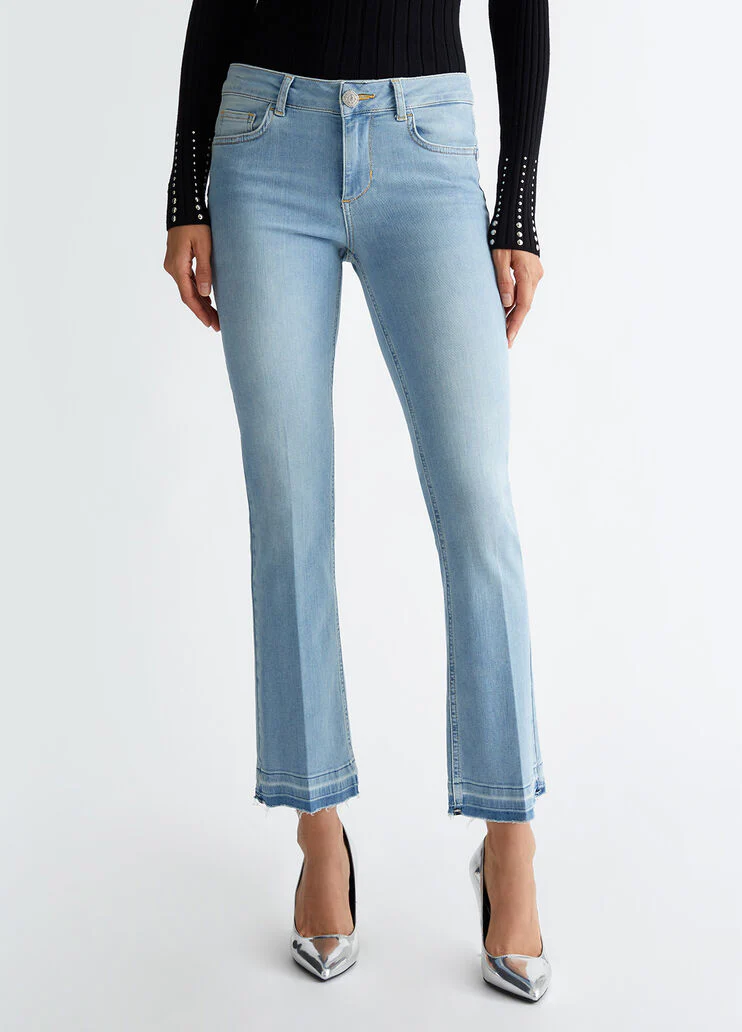 Bootcut bottom up jeans
