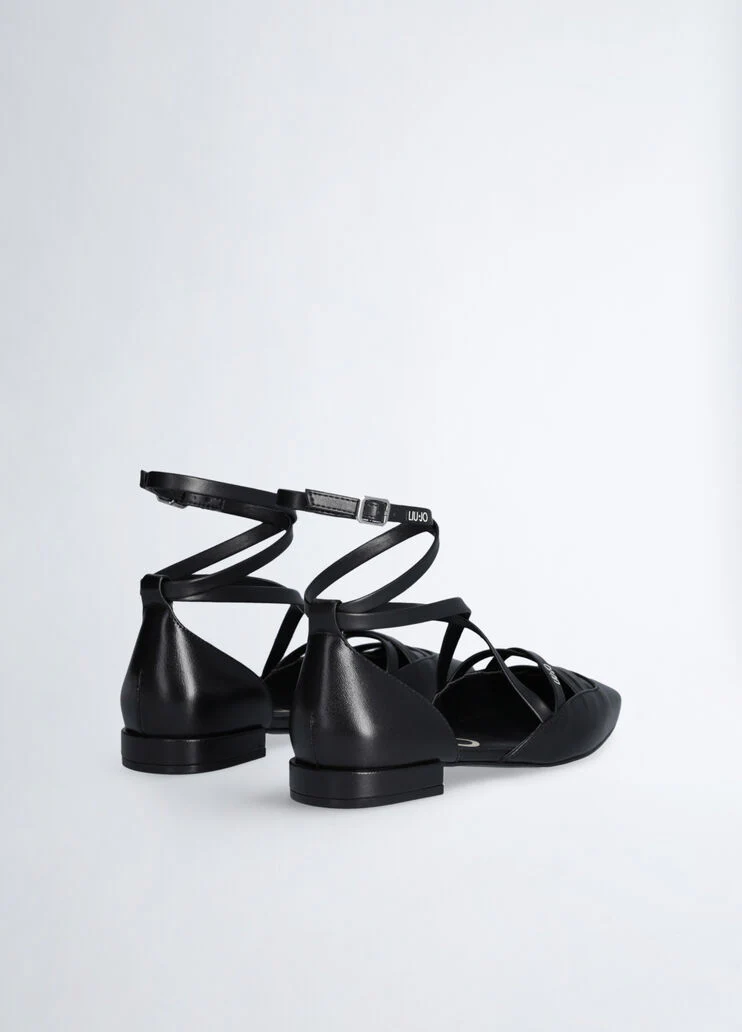 Black leather ballet shoes with strap
