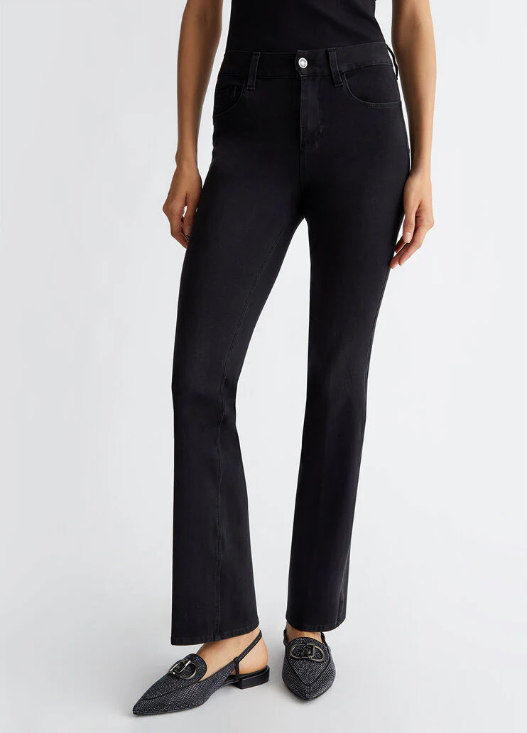 Bootcut bottom up jeans