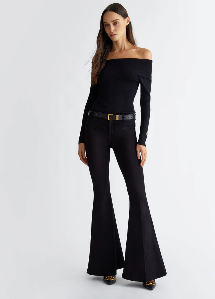 Low-rise super-flared jeans