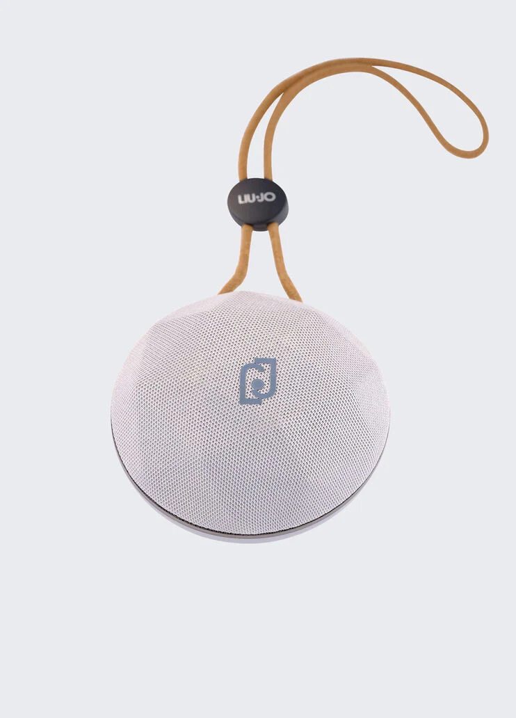 White bluetooth speaker
