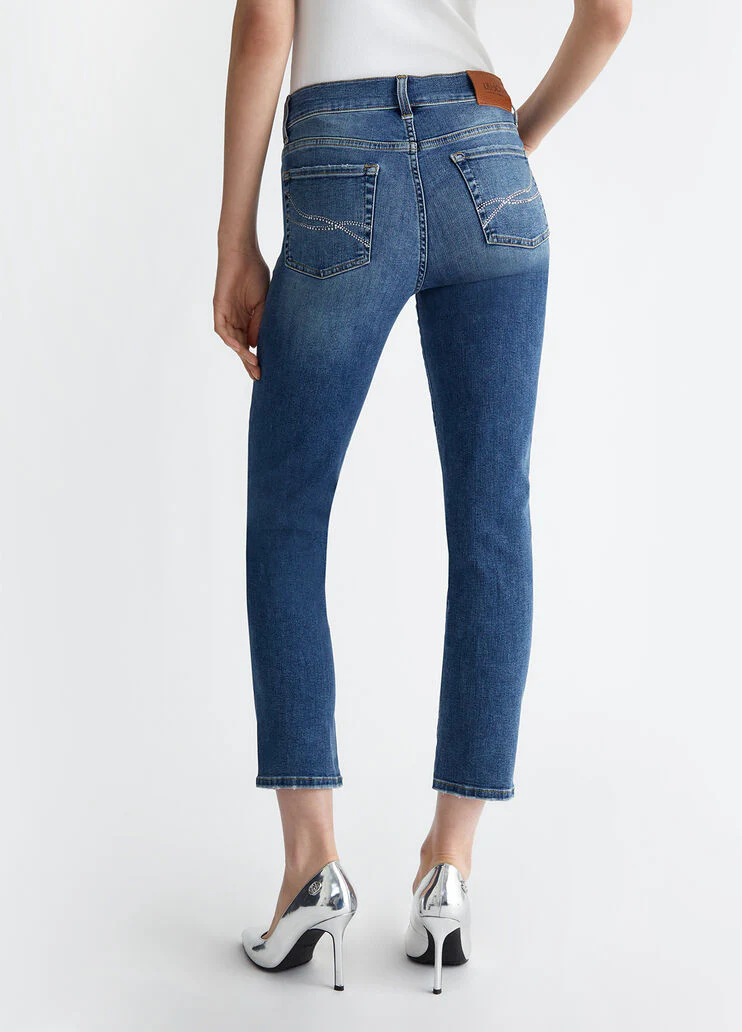 Stretch slim-fit jeans