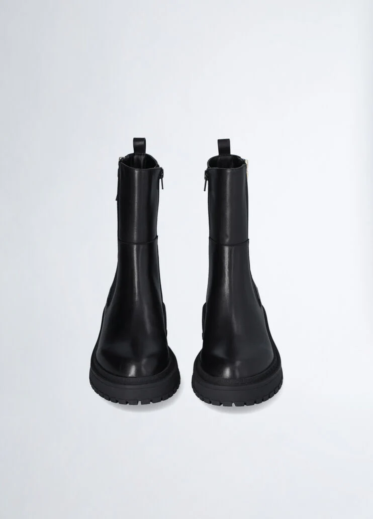 Black ankle boots with zip