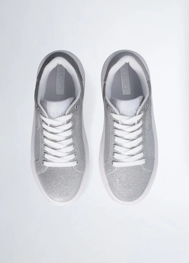 Sneakers with faded glittery detailing