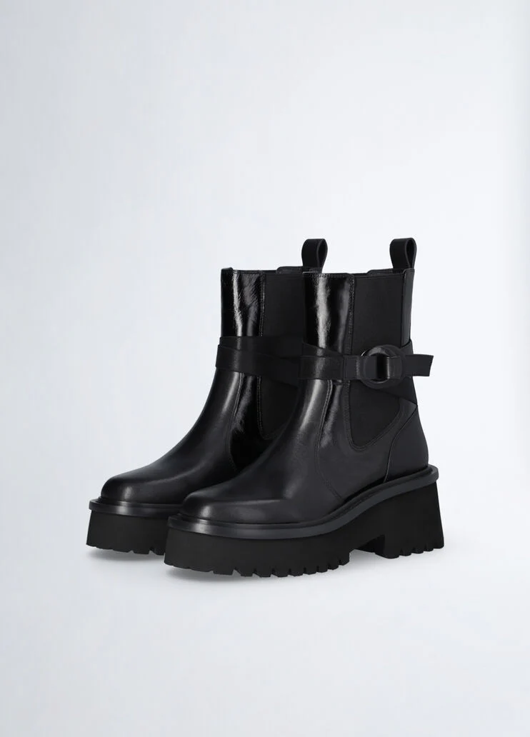 Leather beatles ankle boots