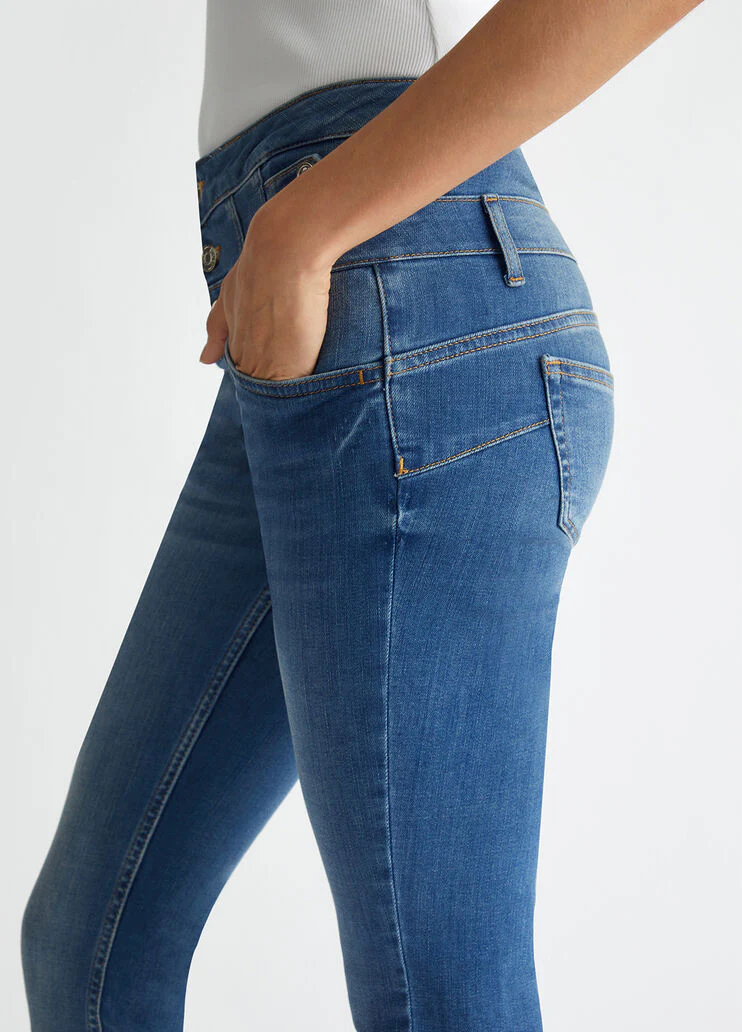 High-waisted skinny jeans
