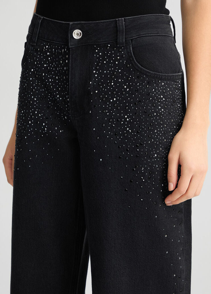 Baggy jeans with rhinestones