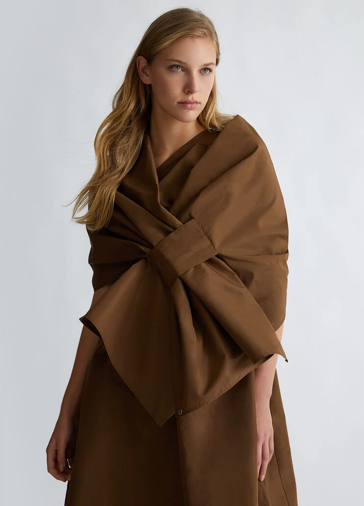 Black stole with bow