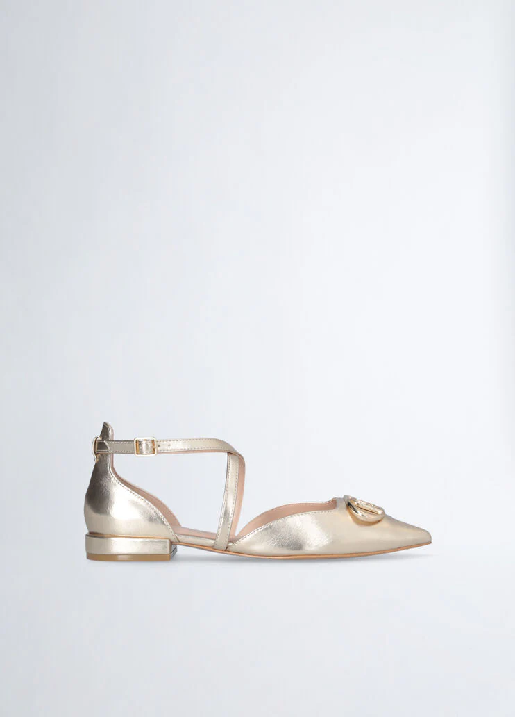 Ballet flats with maxi-logo