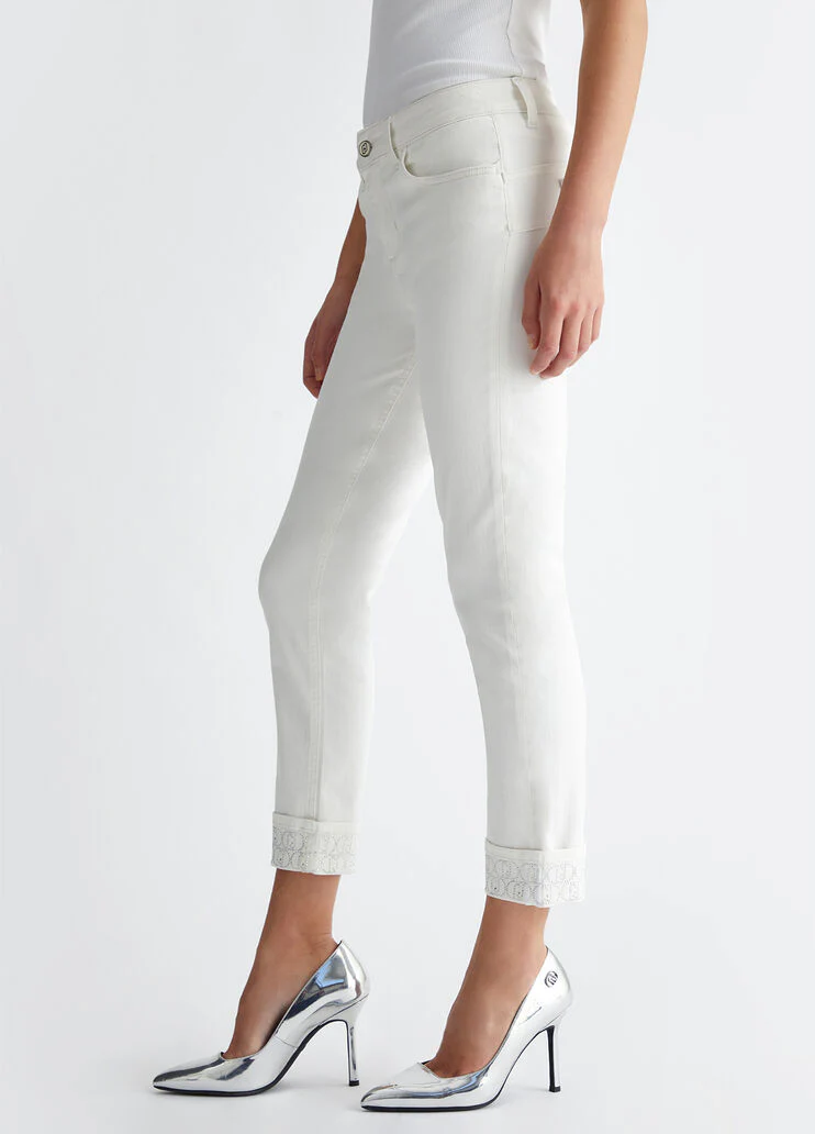 Cropped Bottom Up jeans