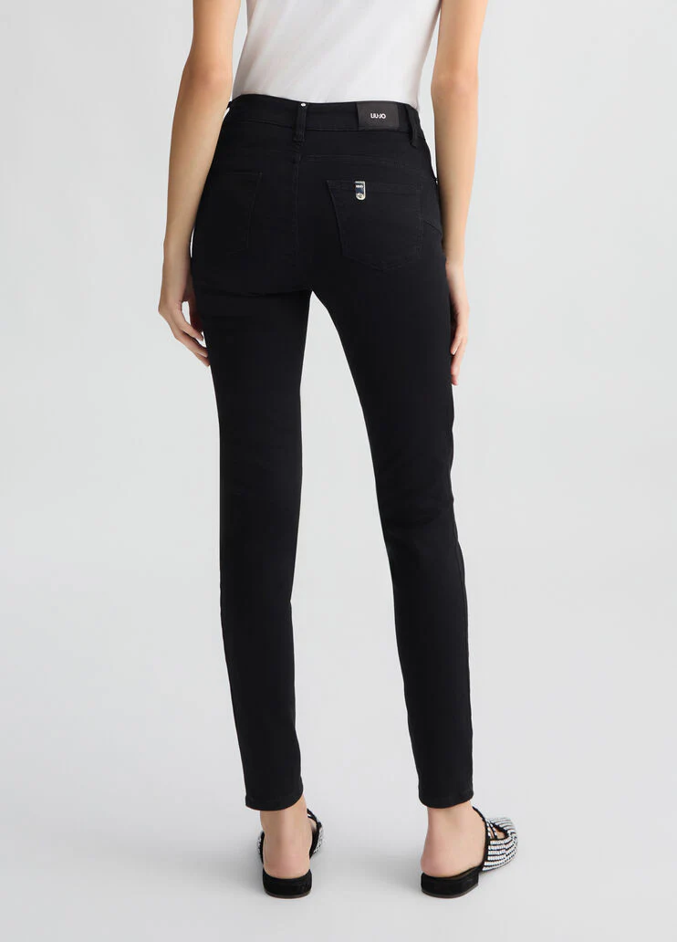 Black skinny jeans with rhinestones