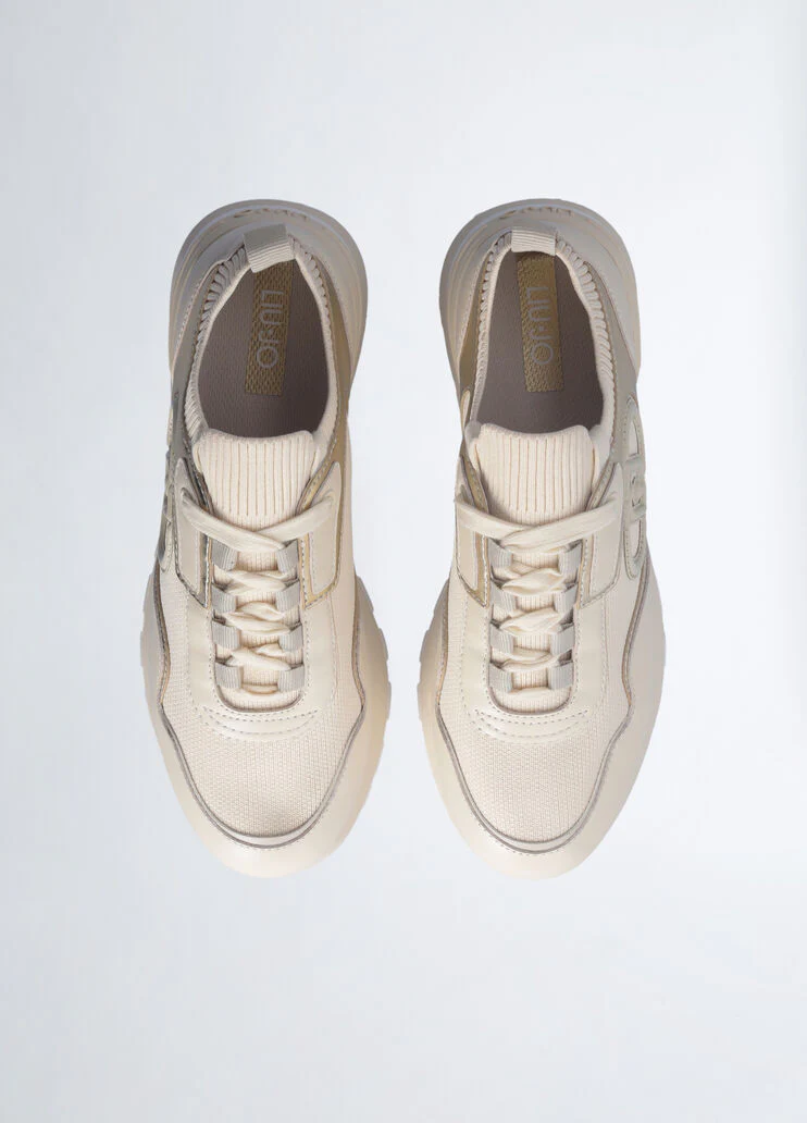 Leather platform sneakers