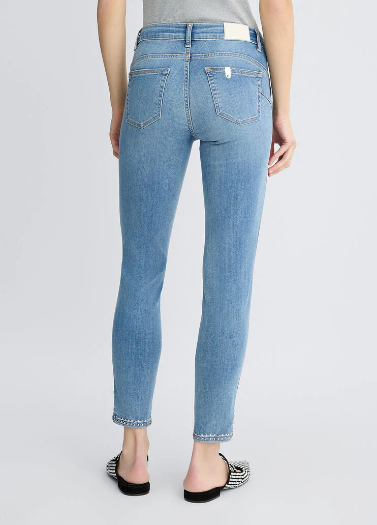 Blue skinny jeans