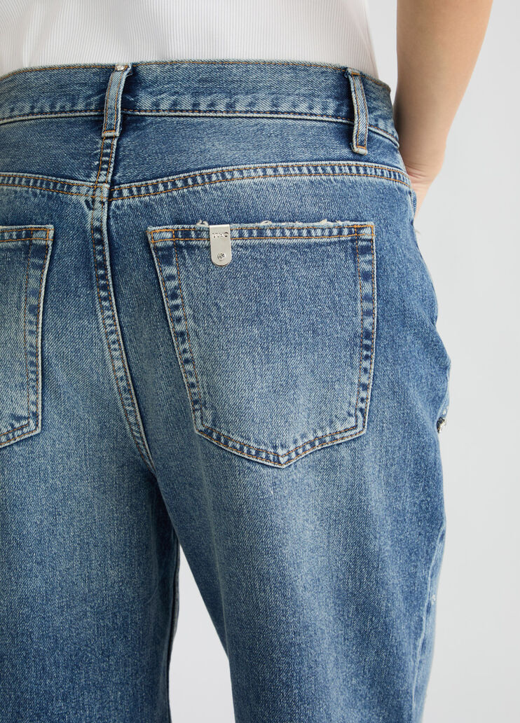 Straight-leg jeans with rhinestones