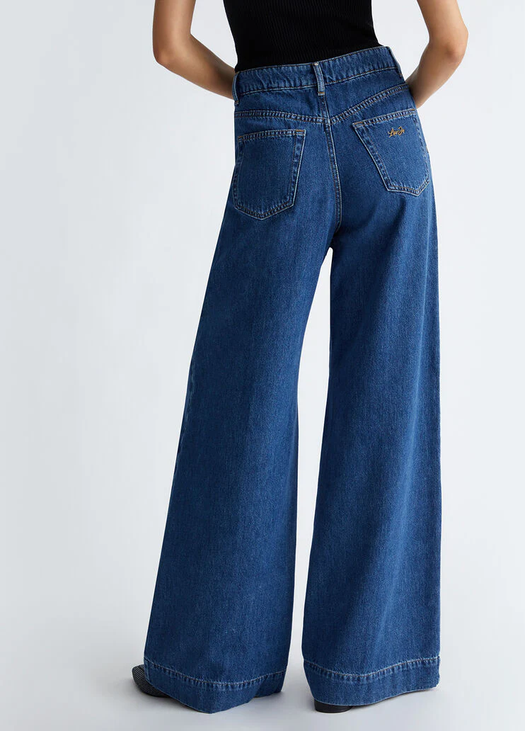 Flared cotton jeans
