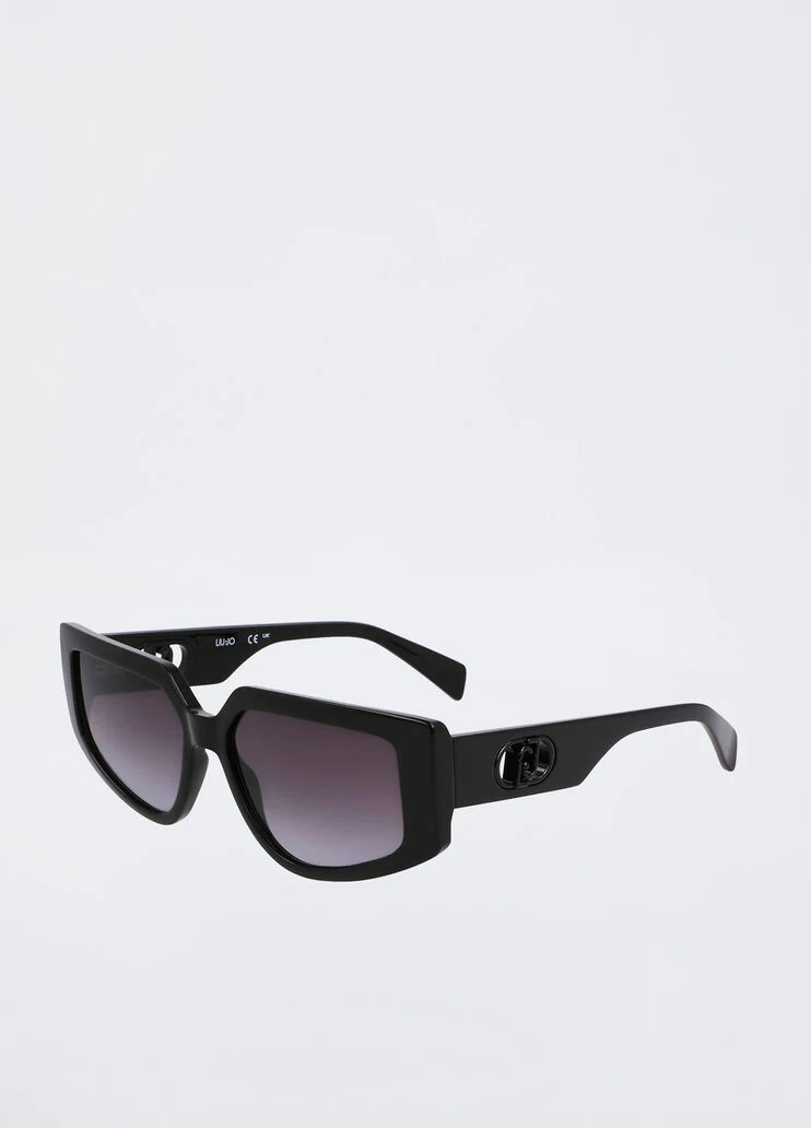 Black rectangular sunglasses