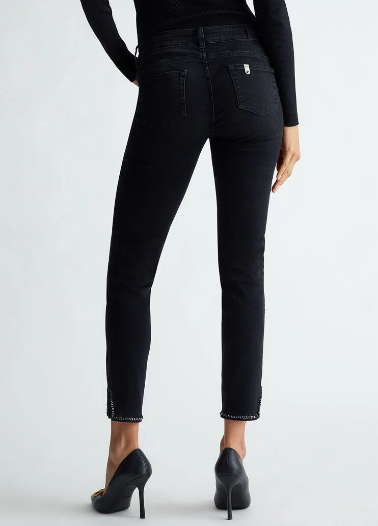 Straight bottom up jeans