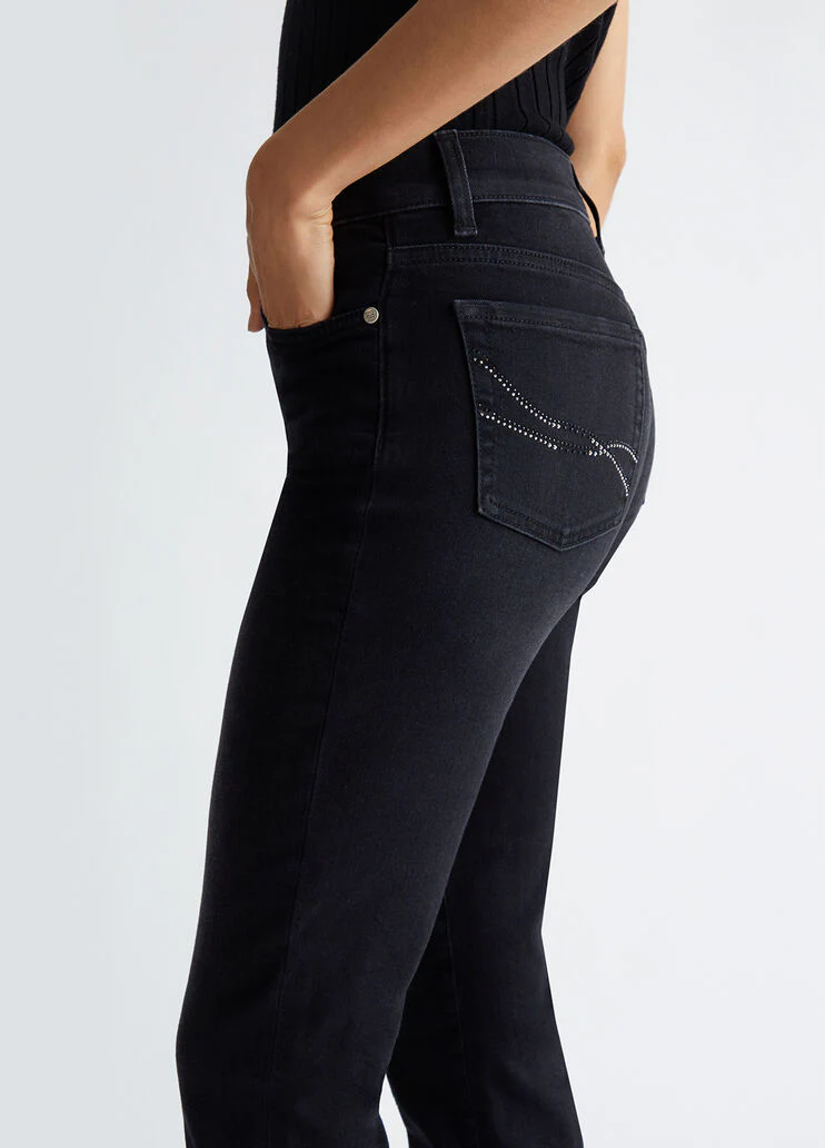 Stretch slim-fit jeans