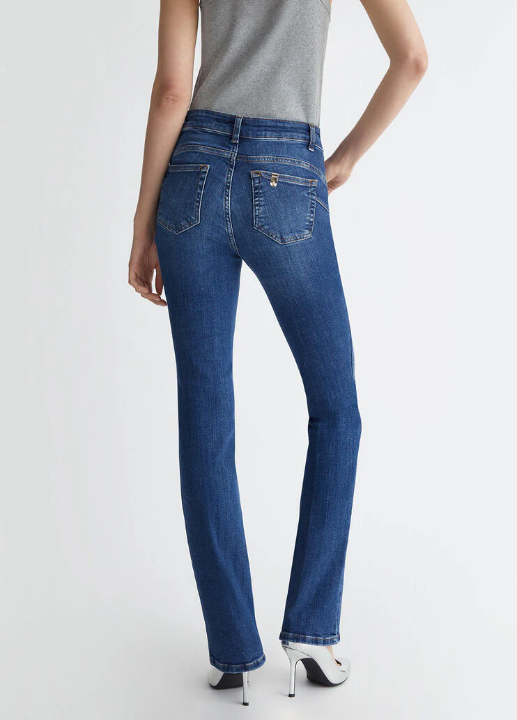 Stretch bootcut jeans