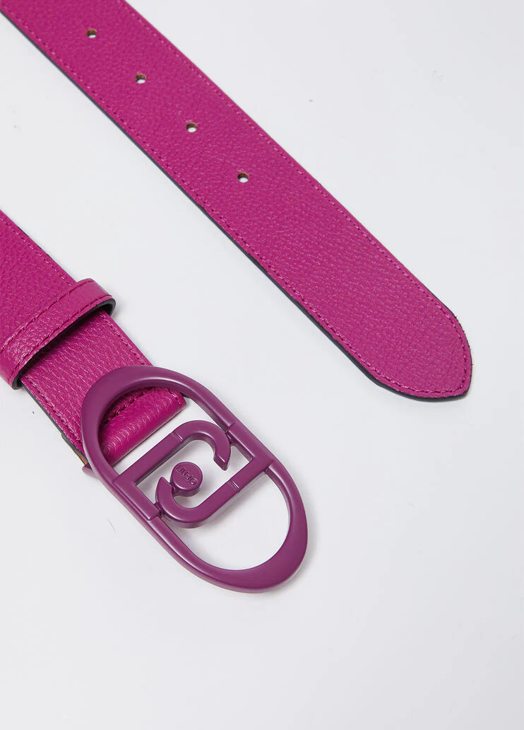 Belt with logo buckle