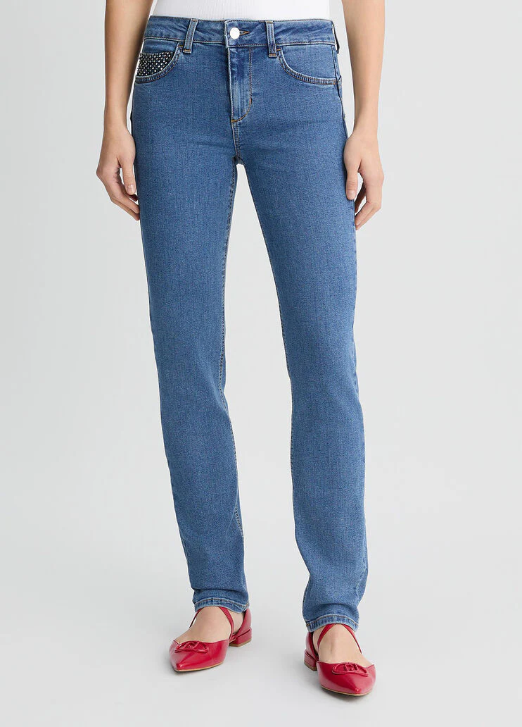 Slim jeans with gemstones