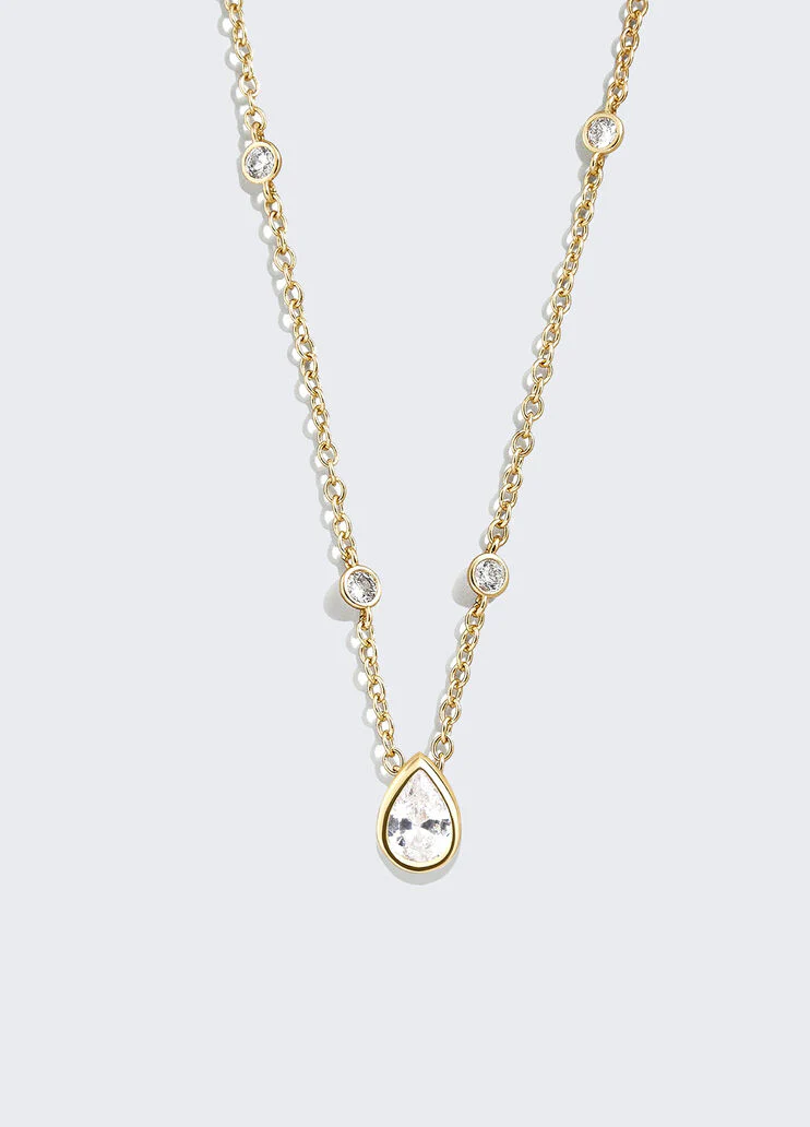 Necklace with jewelled stones