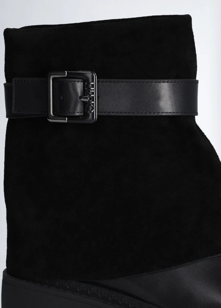 Biker boots with turn-down collar