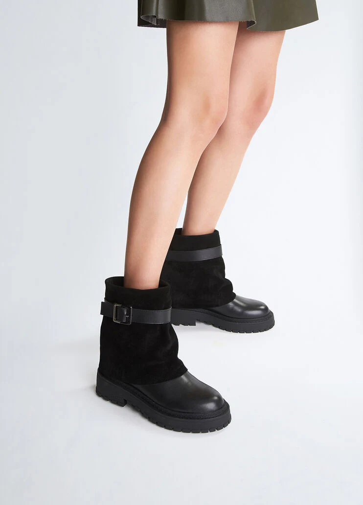 Biker boots with turn-down collar