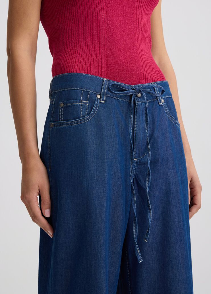 Cropped flared jeans