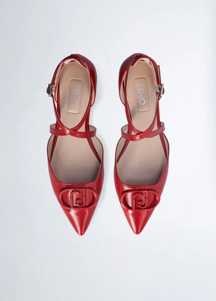 Red ballet flats with maxi-logo