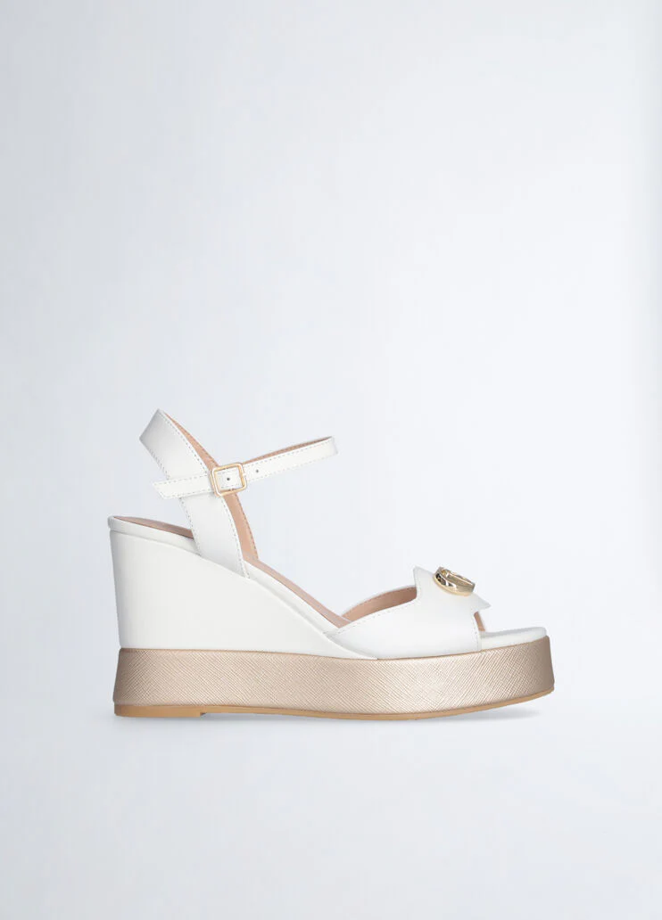 Leather wedge sandals