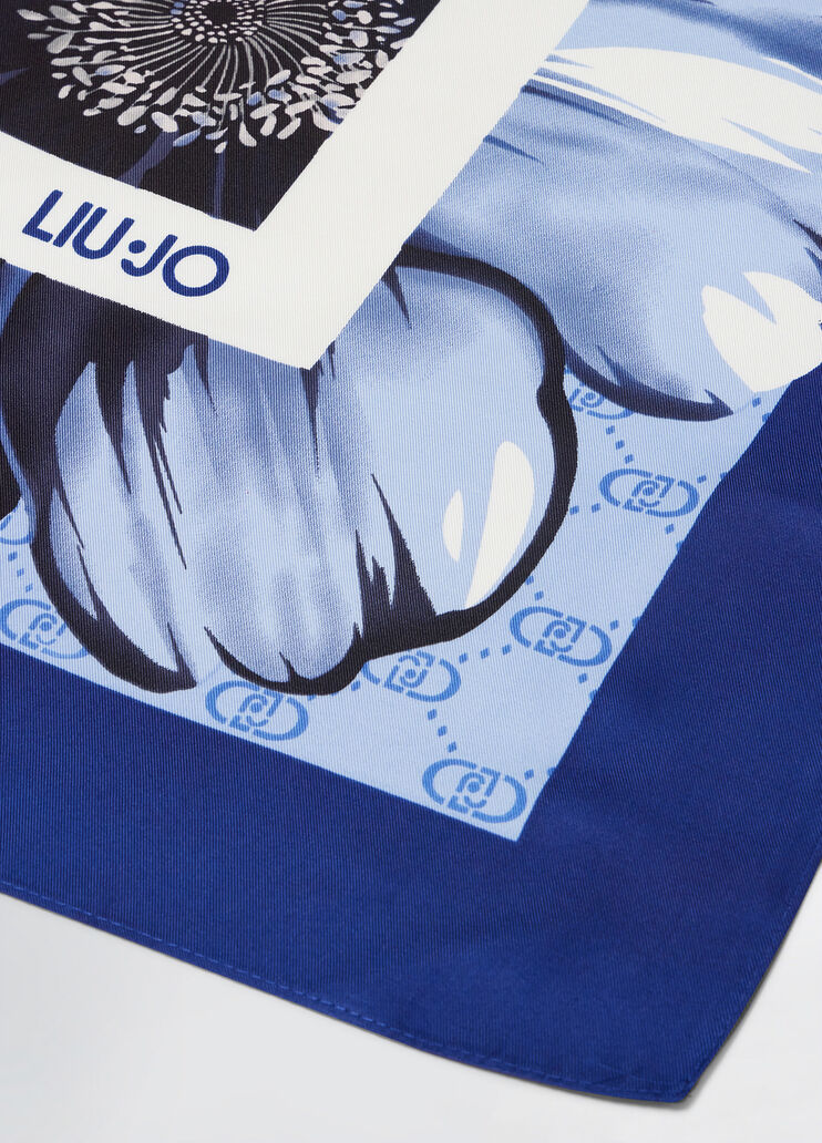 Blue floral foulard