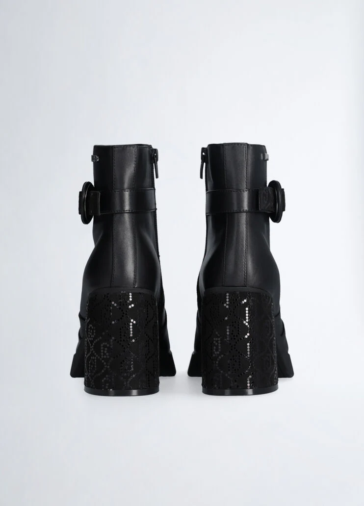 Black ankle boots in leather