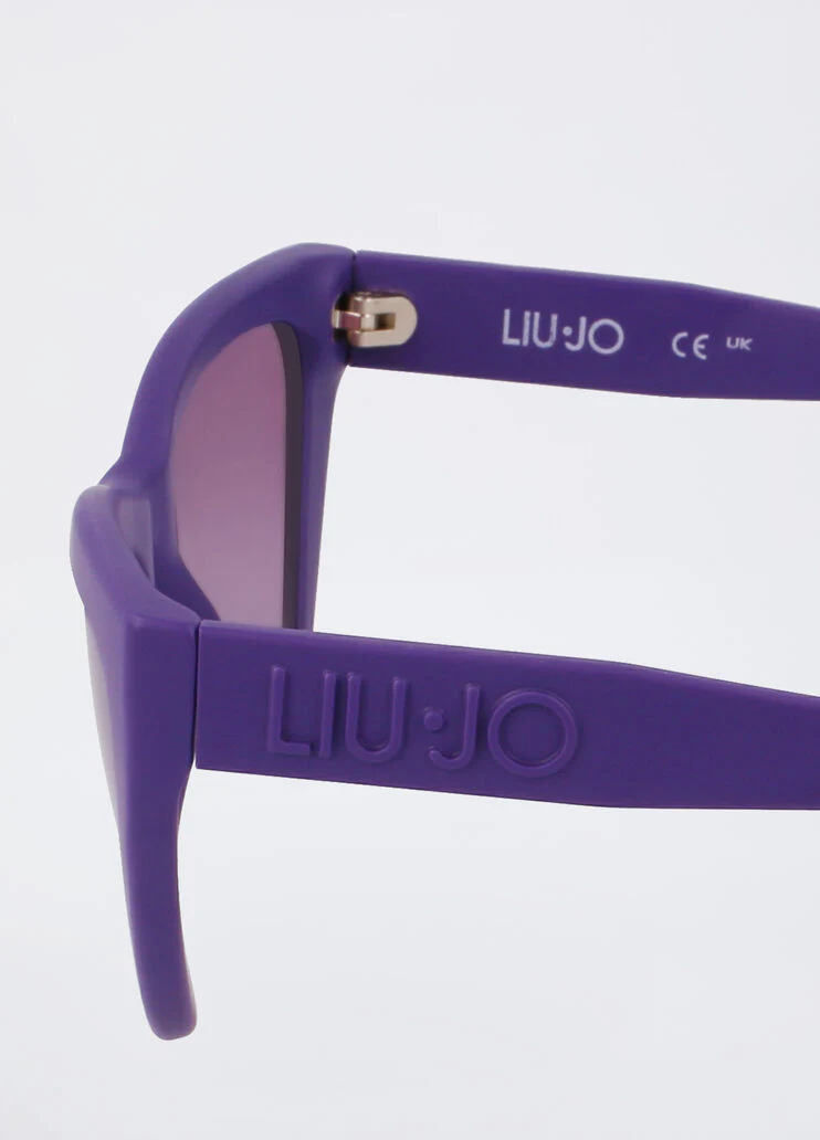 Purple cat-eye sunglasses