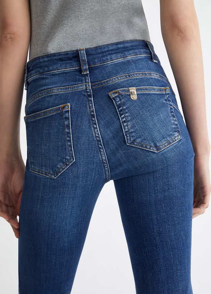 Stretch bootcut jeans